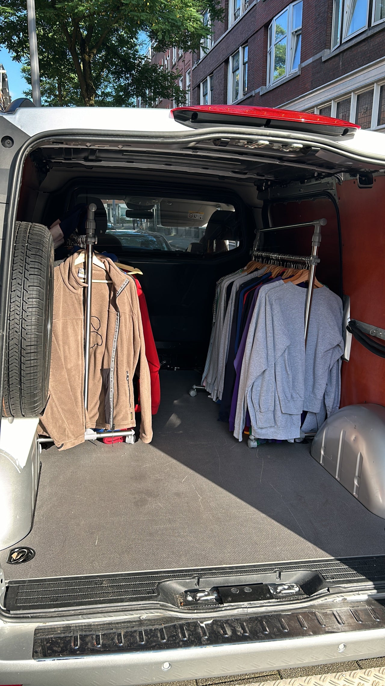 The Evolution of Vintage Sportswear: From Track Suits to Windbreakers