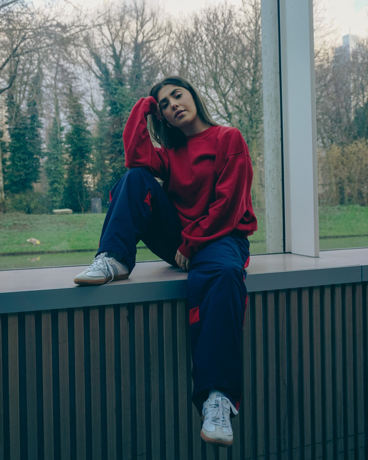 Decoding Vintage: How to Spot True Vintage Clothes with Expert Tips