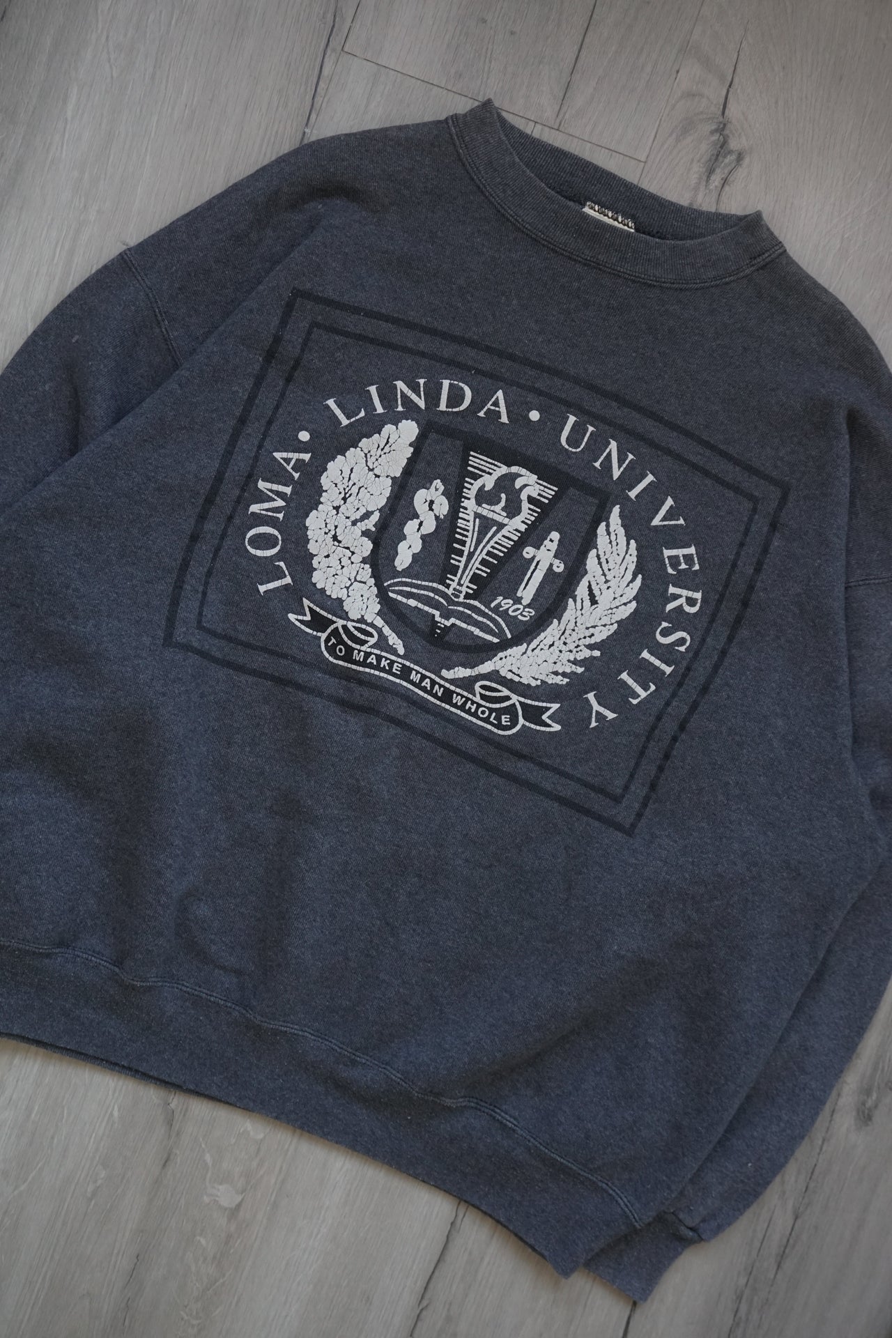 Unraveling the Timeless Charm of Vintage Fashion