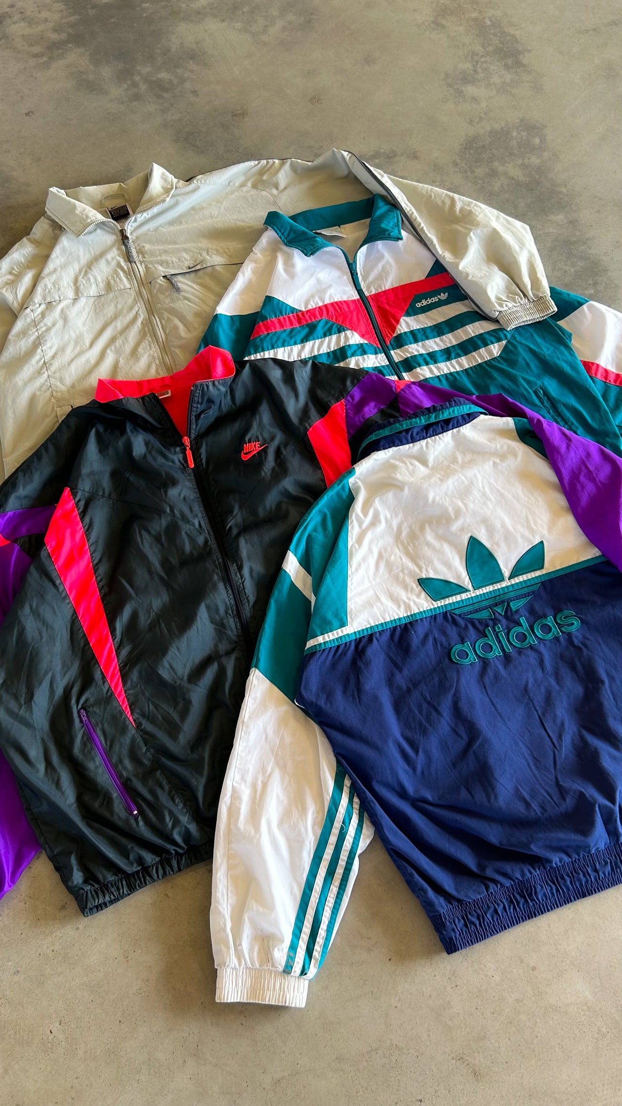 Navigating the Vintage Hunt: Your Guide on How to Buy Vintage Clothing