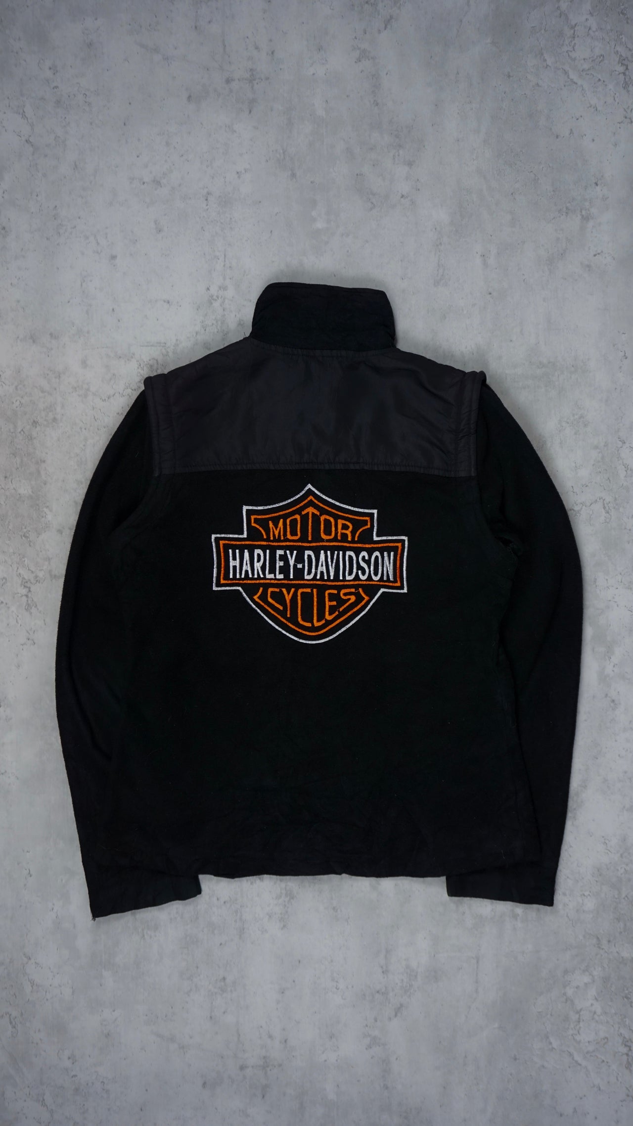 Retro Vibes: Exploring the Charm of Vintage Clothing Jackets