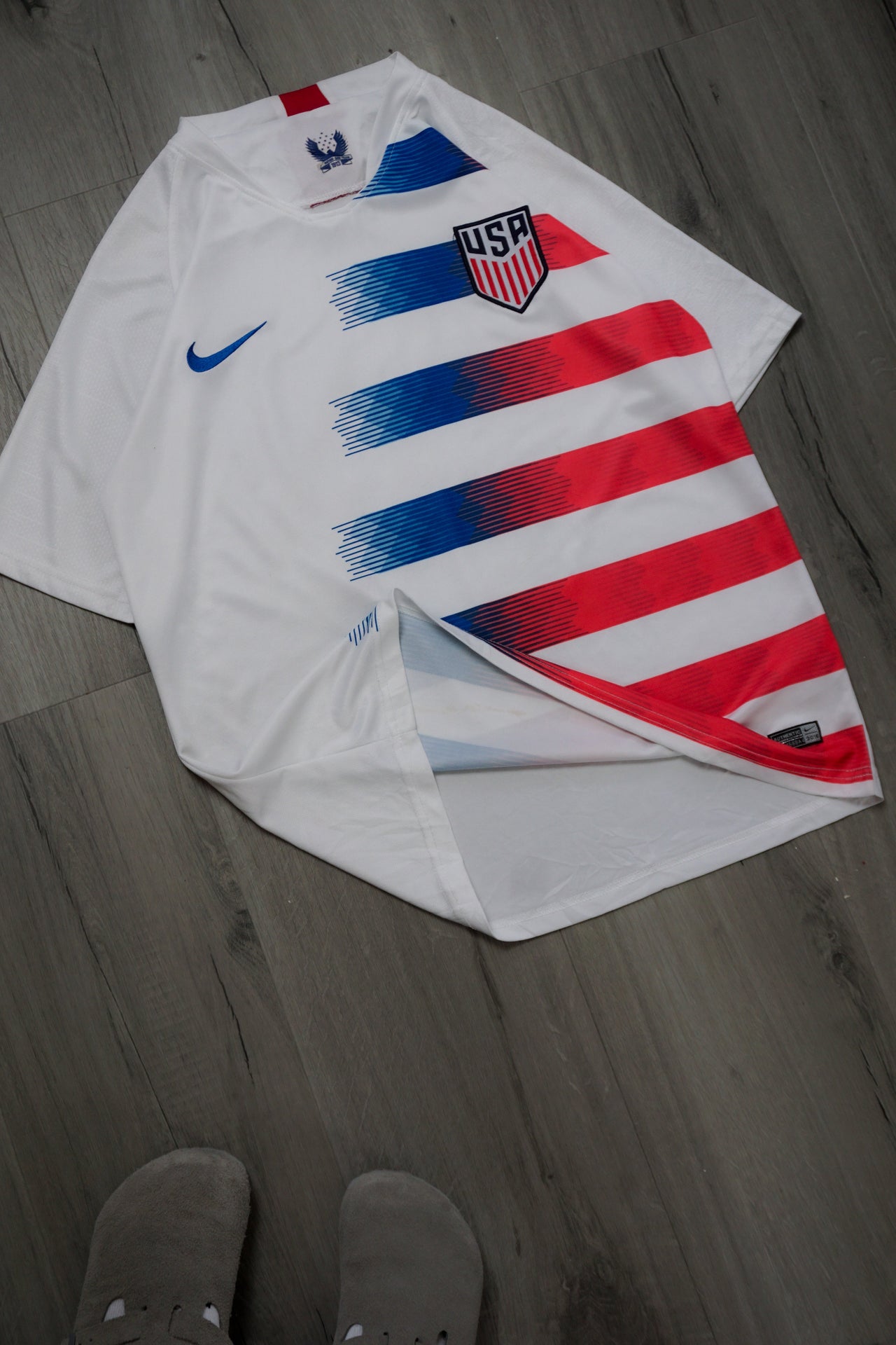 Riding the Wave of Vintage Clothing Resale Fun