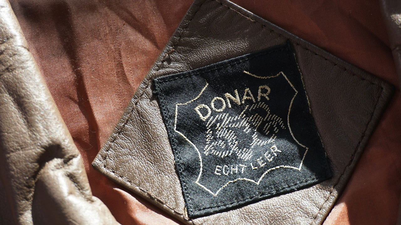 Elevate Your Wardrobe: A Guide to Styling Vintage Leather Jackets from Pine Vintage