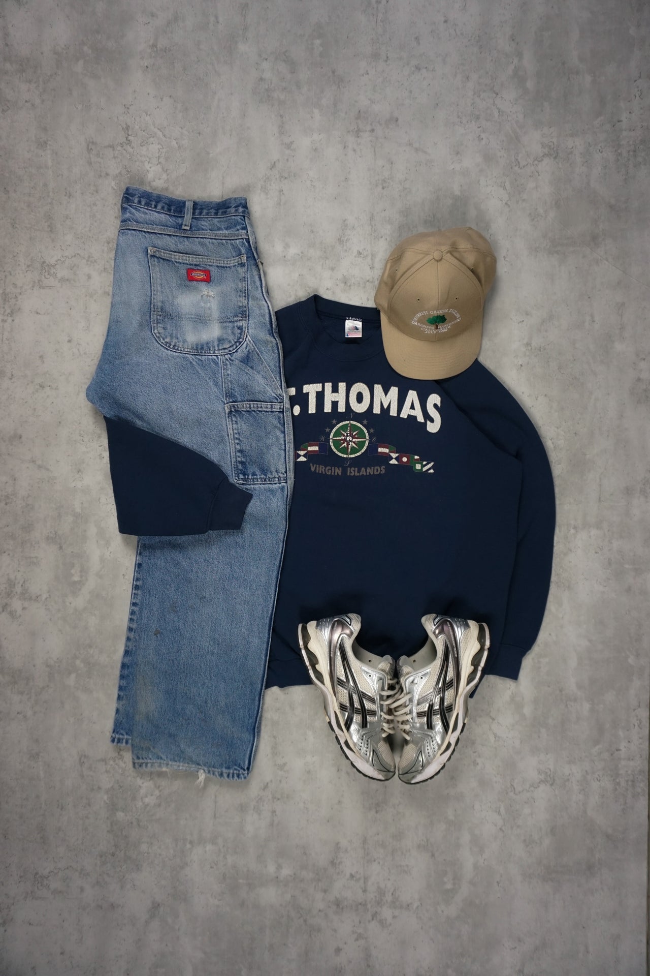 Retro Vintage Sweatshirts: Old School Cool for Your Wardrobe