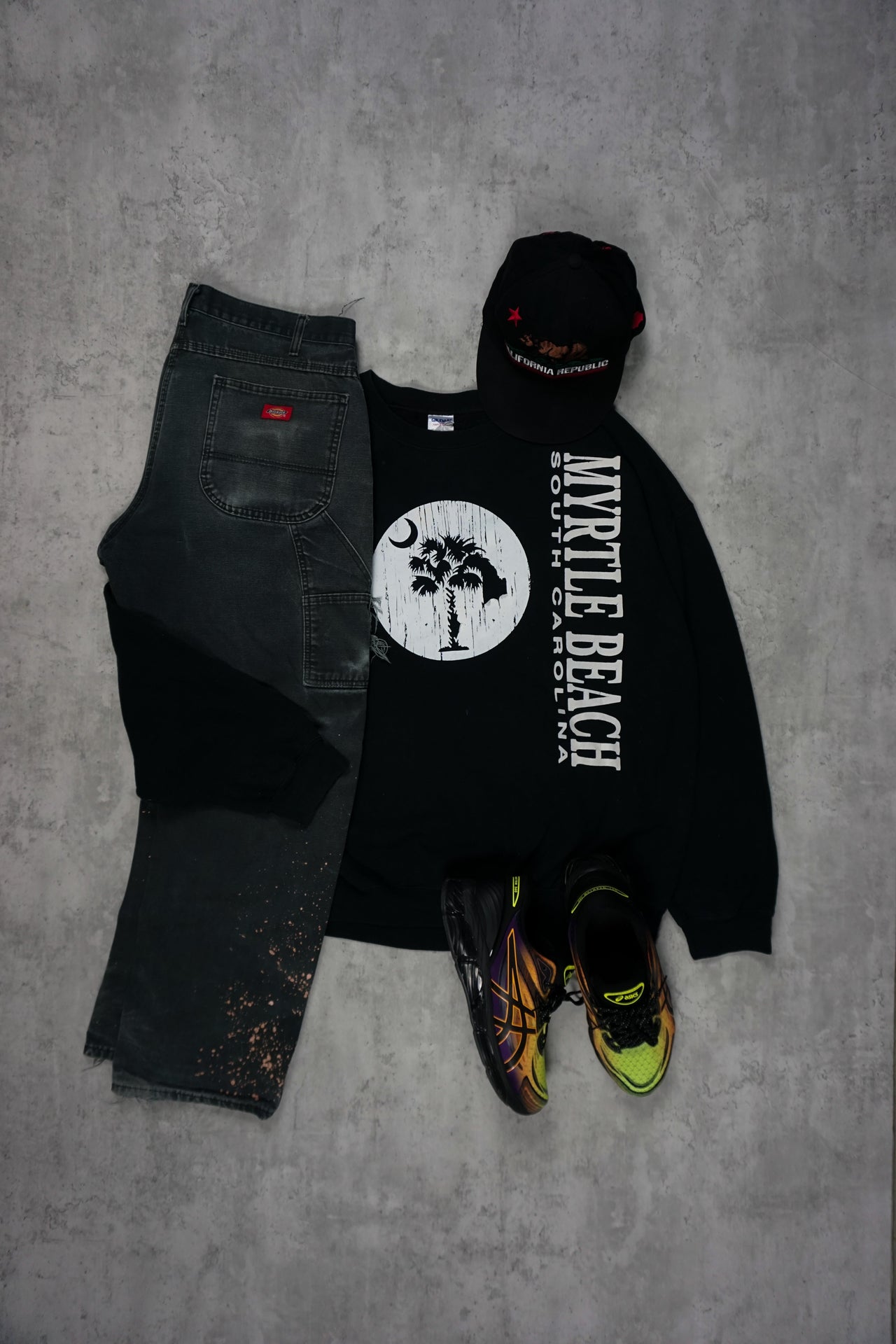 Unleash Your Style: Retro Clothes Online for the Vintage Soul