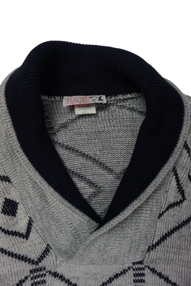 Vintage Selection London Grey Printed Knit Sweater